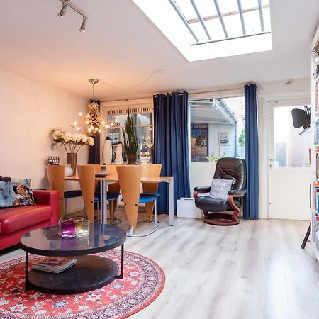Gezellig Appartement In De Mooie Oude Binnenstad Van Alkmaar Exterior foto